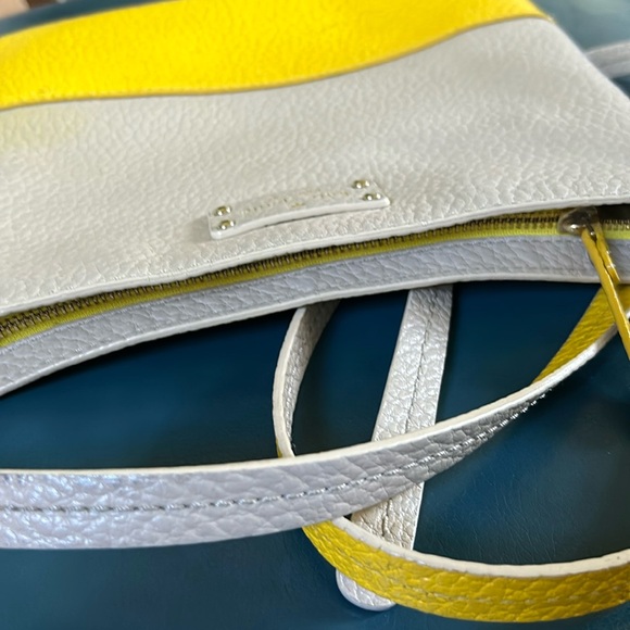 Kate Spade Large Crossbody Bag - Picture 4 of 9